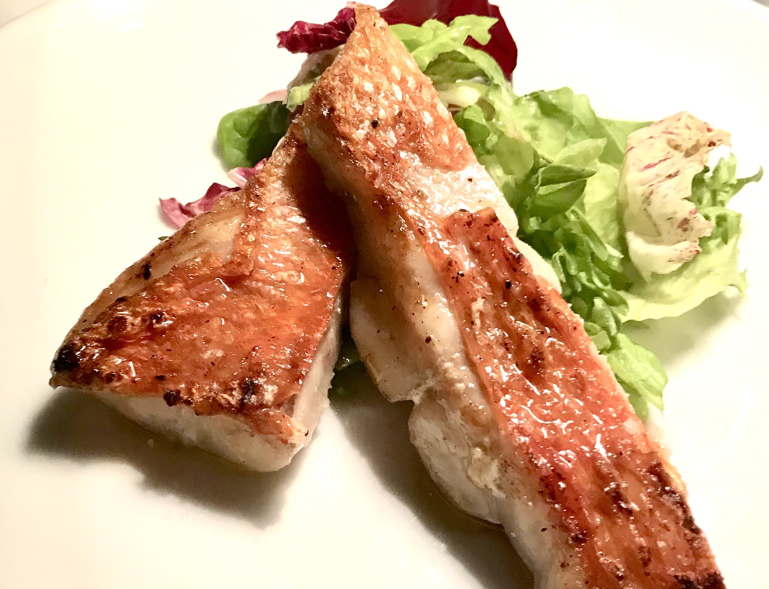 秋田比内地鶏腿肉の炭火焼